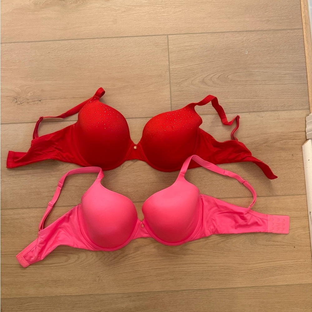 Like new Women’s Victoria’s Secret Bras - Red and Hot Pink size 36DD